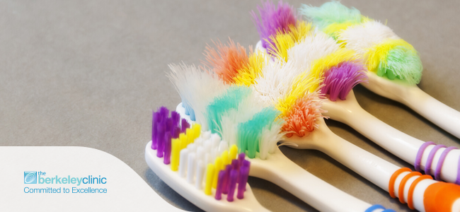 Using--Toothbrush-Berkeley-Clinic-Dentis